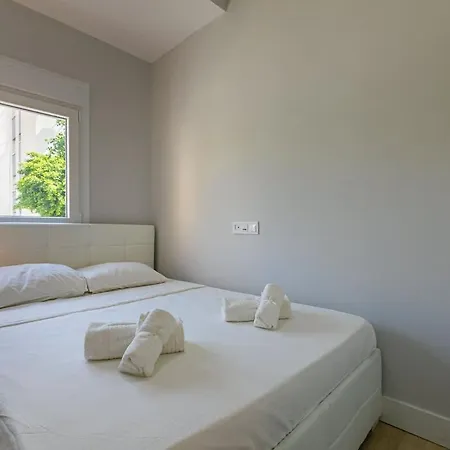 Central Torremolinos Apartment דירה