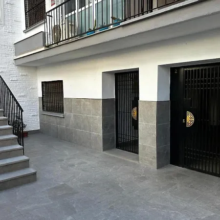 Central Torremolinos Apartment 公寓 *